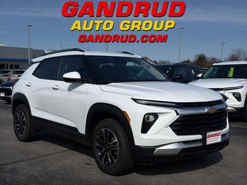 Summit White 2024 Chevrolet Trailblazer LT