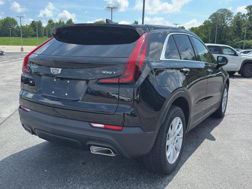 2022 Cadillac XT4 Luxury
