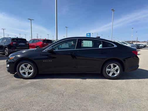 Mosaic Black Metallic 2024 Chevrolet Malibu LT