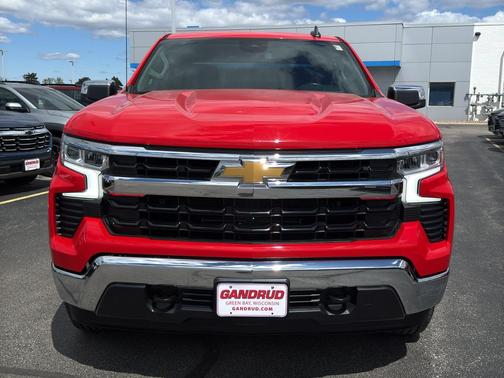 Red 2022 Chevrolet Silverado 1500 LT