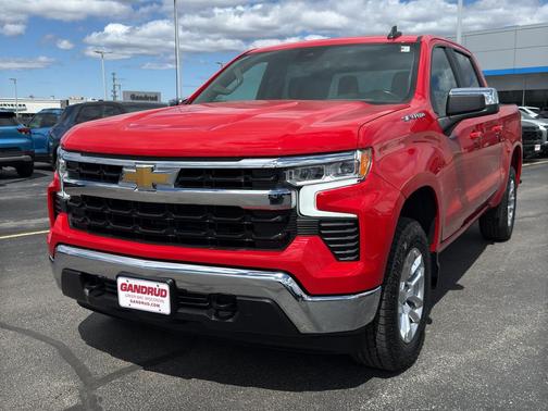 Red 2022 Chevrolet Silverado 1500 LT