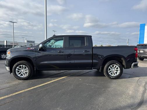 2024 Chevrolet Silverado 1500 LT