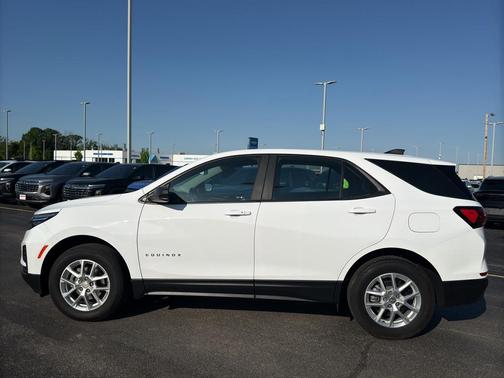 Summit White 2024 Chevrolet Equinox LS