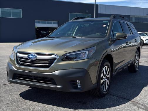 Autumn Green Metallic 2022 Subaru Outback Premium
