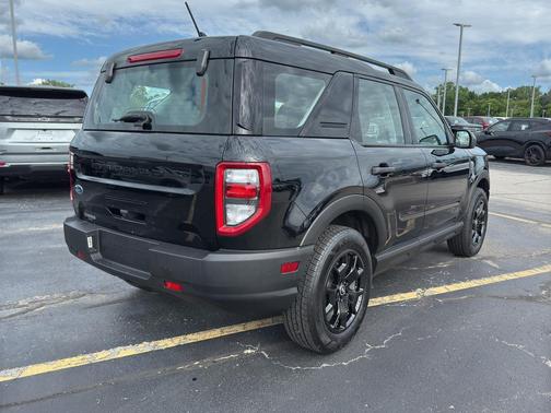 2022 Ford Bronco Sport Base