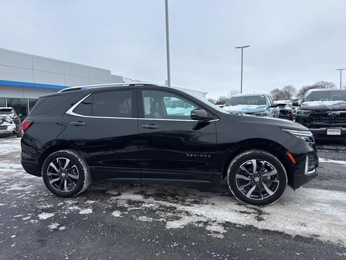 2022 Chevrolet Equinox Premier