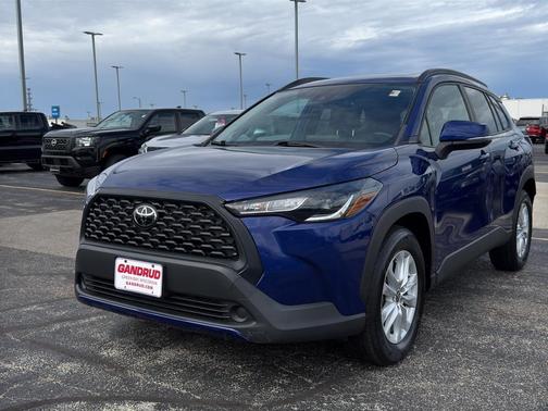 2022 Toyota Corolla Cross LE