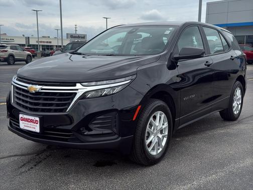Mosaic Black Metallic 2024 Chevrolet Equinox LS