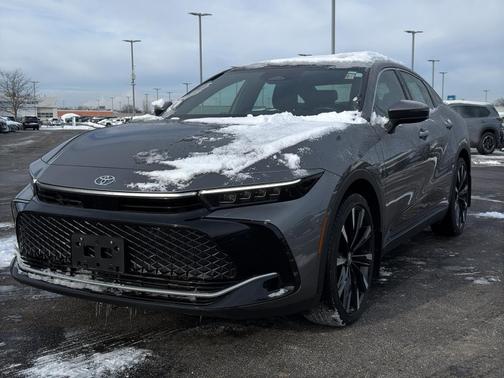 2024 Toyota Crown Platinum