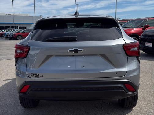 Sterling Gray Metallic 2024 Chevrolet Trax LS