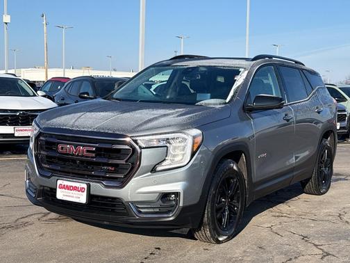 2023 GMC Terrain AT4