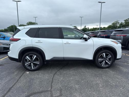 2024 Nissan Rogue SL