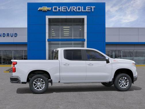 Summit White 2026 Chevrolet Silverado 1500 LT