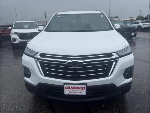 Summit White 2023 Chevrolet Traverse LT Cloth
