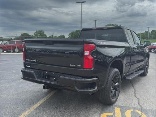 2020 Chevrolet Silverado 1500 Custom
