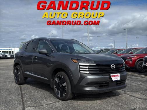 Gun Metallic 2025 Nissan Kicks SR