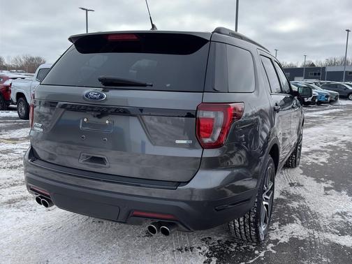 2018 Ford Explorer sport