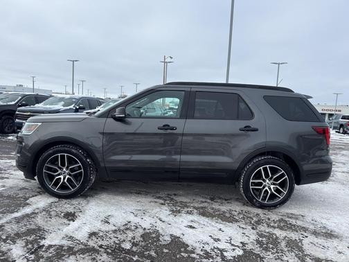 2018 Ford Explorer sport