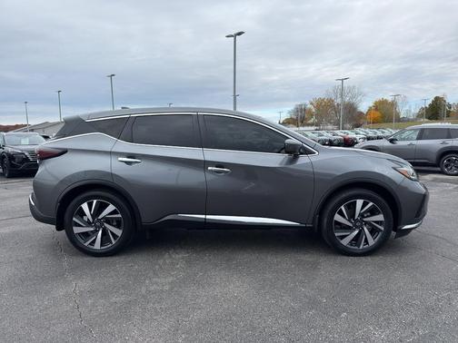 2023 Nissan Murano SL