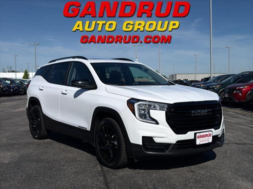 Summit White 2023 GMC Terrain SLE
