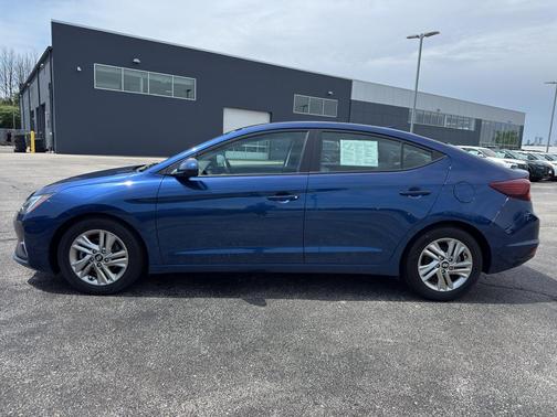 Lakeside Blue 2019 Hyundai ELANTRA Value Edition