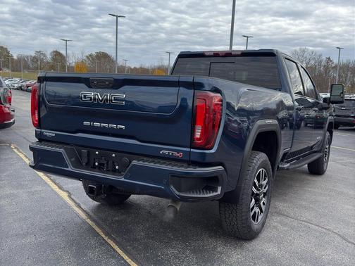 2022 GMC Sierra 2500 AT4