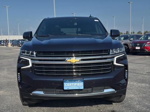 2023 Chevrolet Suburban LT