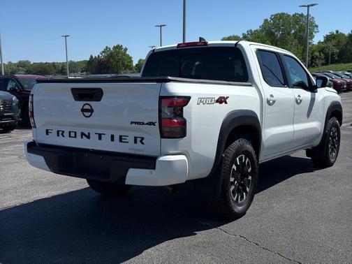Glacier White 2024 Nissan Frontier PRO-4X