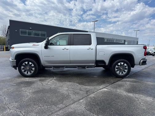 Silver Ice Metallic 2021 Chevrolet Silverado 2500 LT