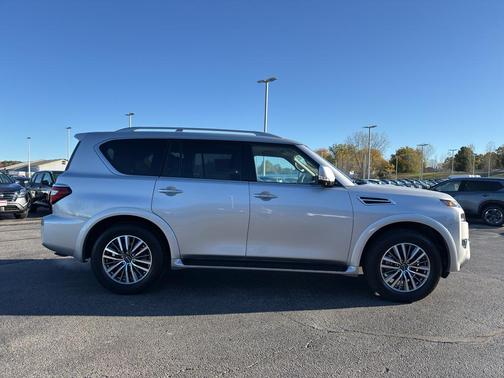 2024 Nissan Armada SL