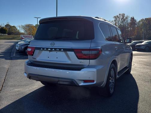 2024 Nissan Armada SL