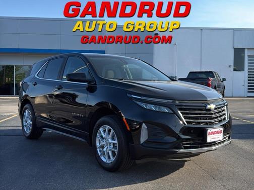 Mosaic Black Metallic 2024 Chevrolet Equinox LT