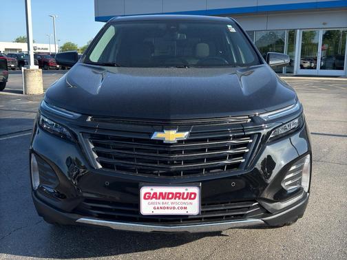 Mosaic Black Metallic 2024 Chevrolet Equinox LT