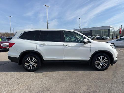 White Diamond Pearl 2016 Honda Pilot EX-L