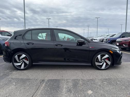 2023 Volkswagen Golf GTI 2.0T S