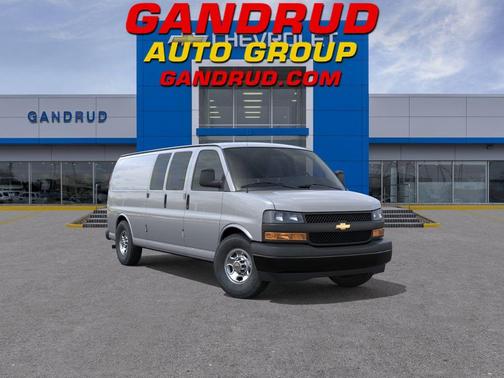 Silver Ice Metallic 2026 Chevrolet Express 3500 Work Van
