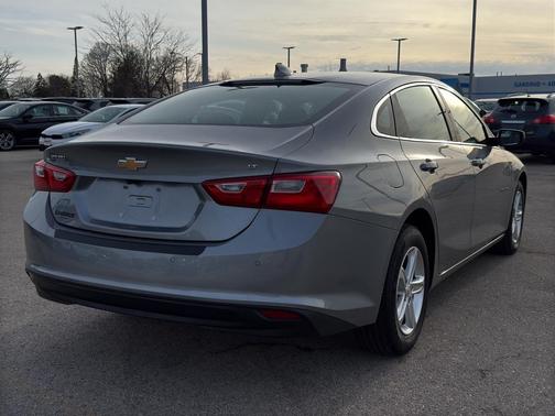 Sterling Gray Metallic 2024 Chevrolet Malibu LT