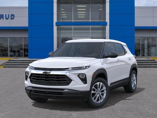 Summit White 2026 Chevrolet Trailblazer LS