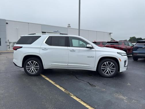 2022 Chevrolet Traverse High Country
