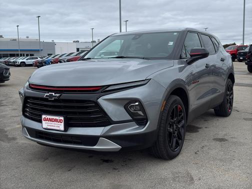 Sterling Gray Metallic 2023 Chevrolet Blazer 2LT