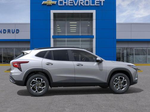 Sterling Gray Metallic 2026 Chevrolet Trax LT
