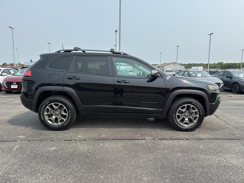 2021 Jeep Cherokee Trailhawk