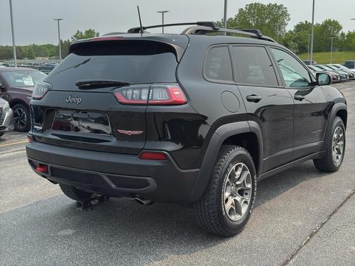 2021 Jeep Cherokee Trailhawk