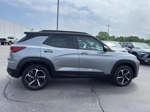 Sterling Gray Metallic 2023 Chevrolet Trailblazer RS