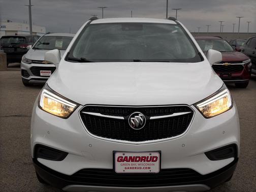 Summit White 2022 Buick Encore Preferred