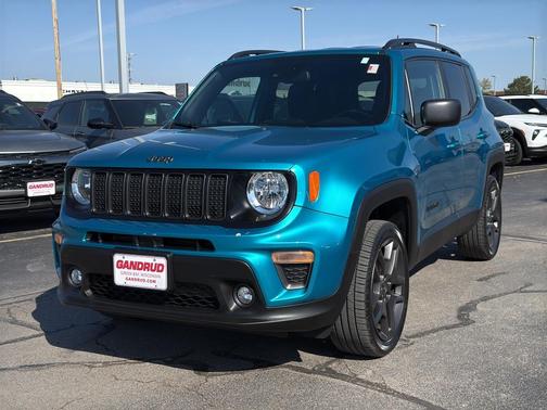 Metallic 2021 Jeep Renegade Latitude