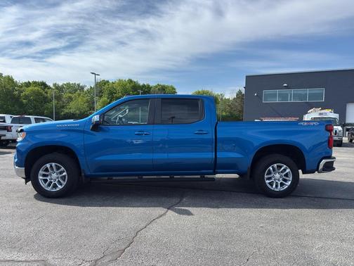 Glacier Blue Metallic 2022 Chevrolet Silverado 1500 LT
