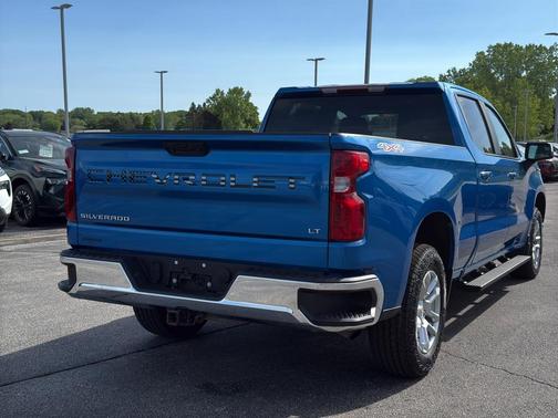 Glacier Blue Metallic 2022 Chevrolet Silverado 1500 LT