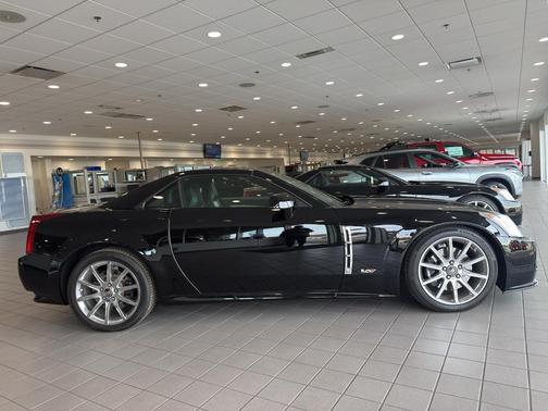 Black Raven 2009 Cadillac XLR V
