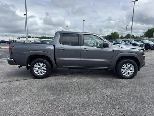 Gun Metallic 2023 Nissan Frontier SV